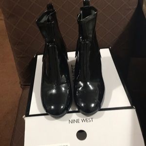 Nine west black patent leather size 9